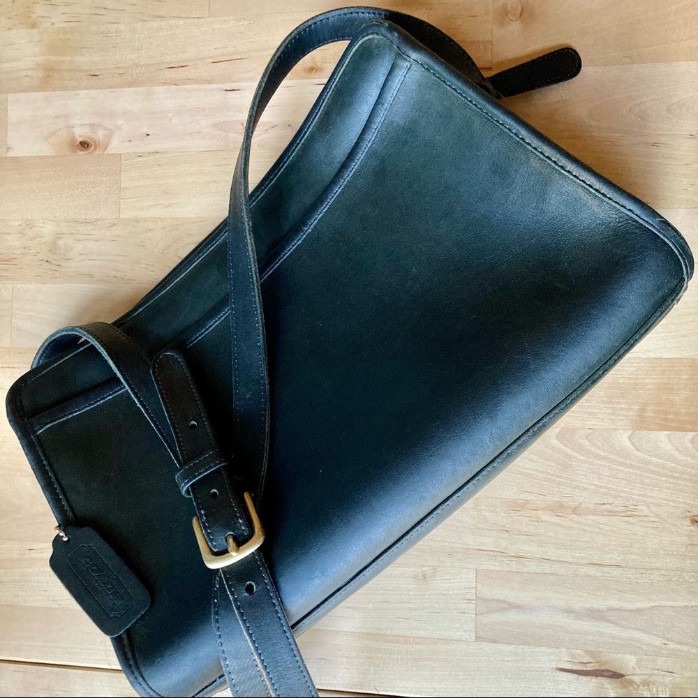 Green Vintage 1980's Coach Sutton Bag